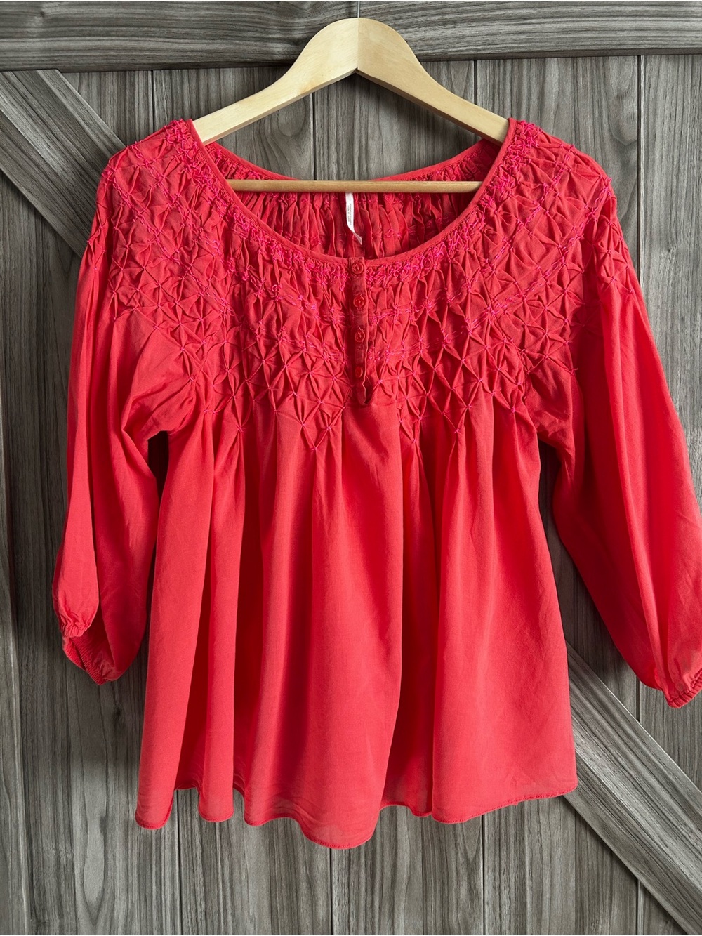 Free People Smocked Boho Peasant Blouse Coral Pink Red Top Pleated Gauze M